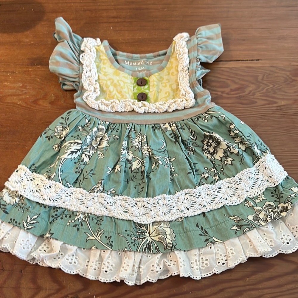 Mustard pie dress